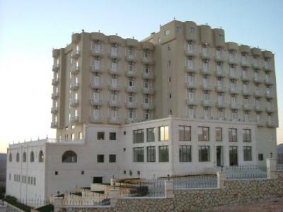 Yay Grand Hotel 마르딘 외부 사진
